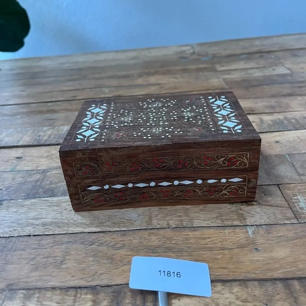 Decorative 6